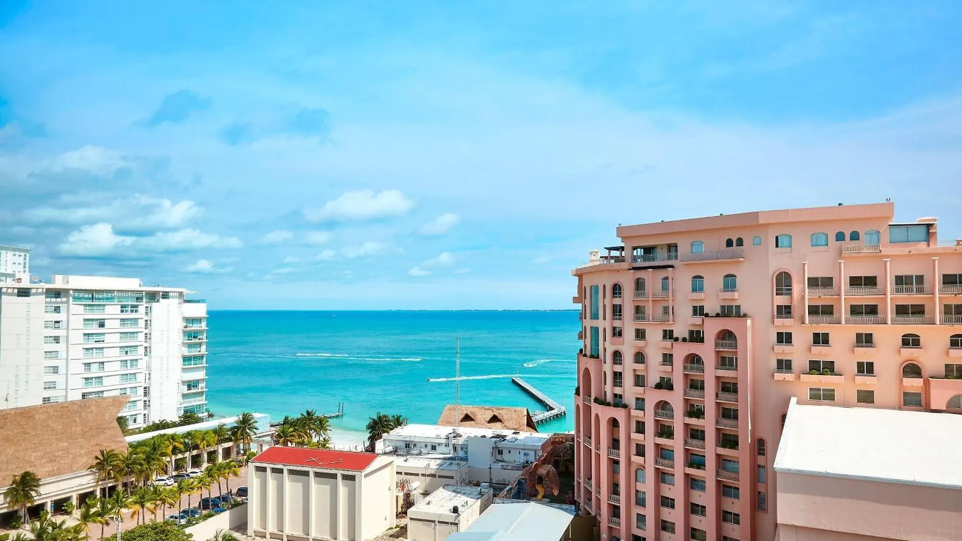 Renovated Aloft Cancún Hotel