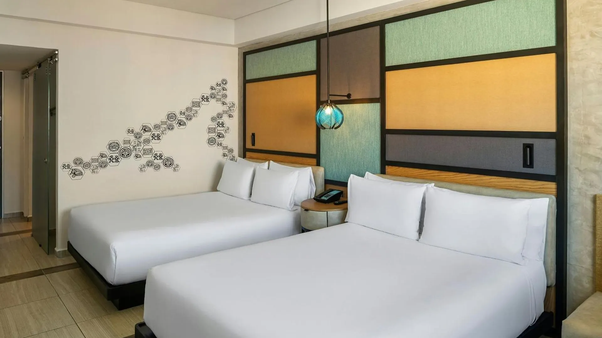 Aloft Cancun Hotel