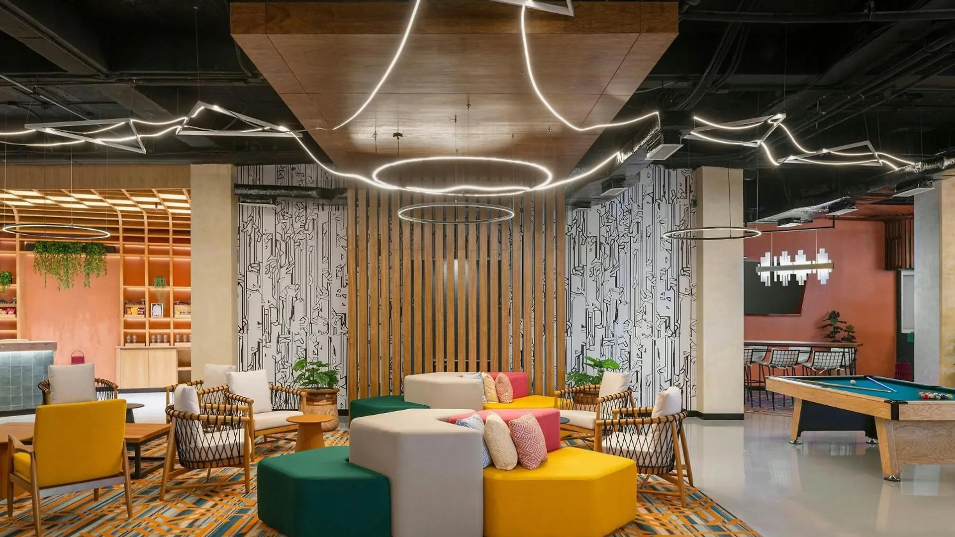 Renovated Aloft Cancún 4*,