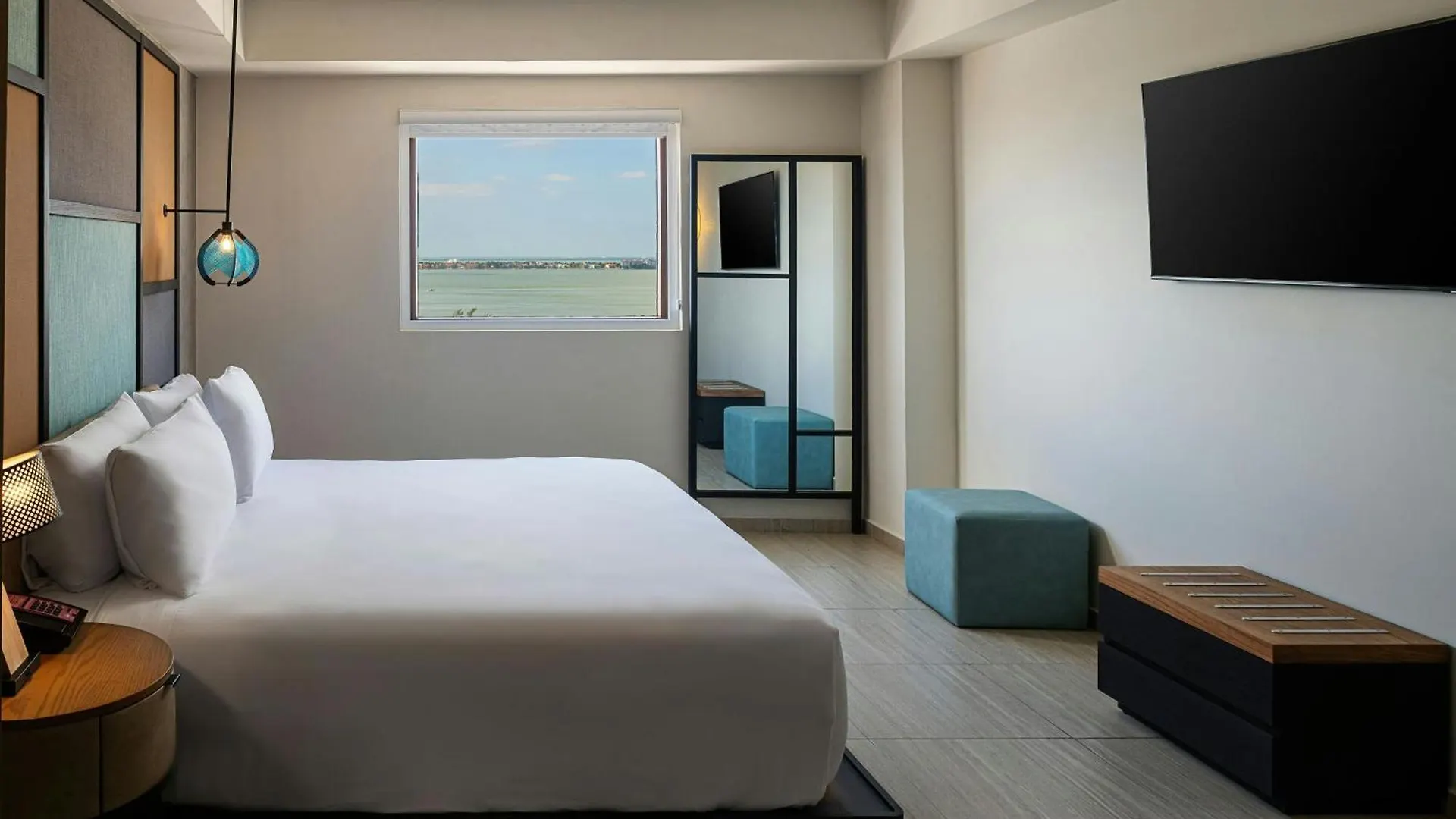 Renovated Aloft Cancún