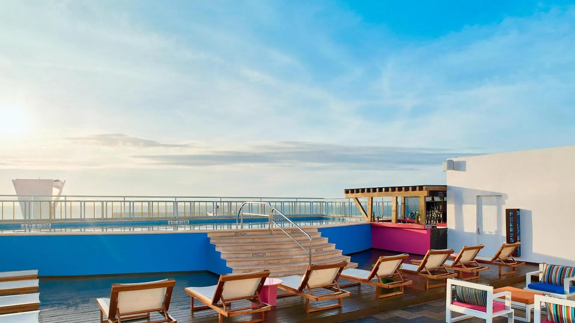 Renovated Aloft Cancún Hotell