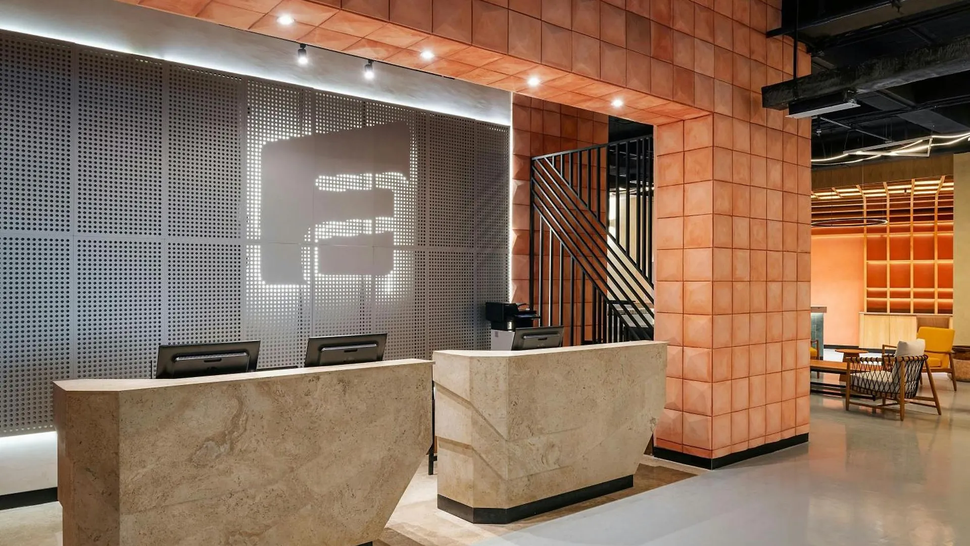 Aloft Cancun 4*,