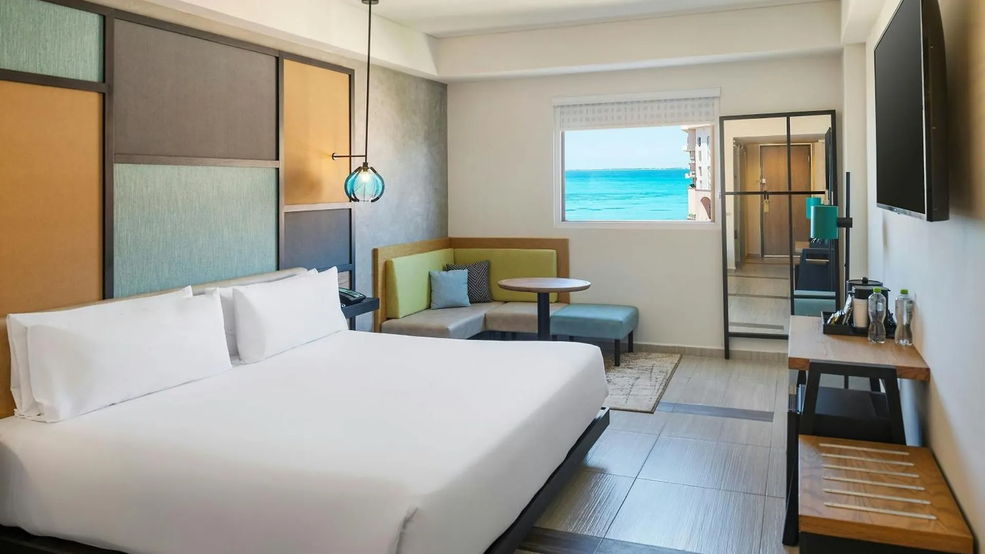Aloft Cancun Hotel